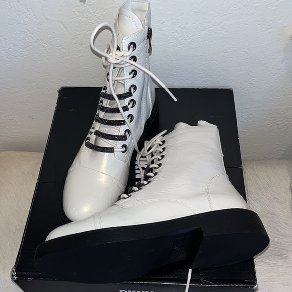 DKNY Malaya lace up boots -7.5 - Picture 6 of 7